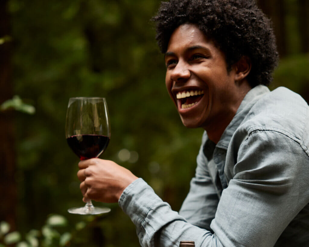 how to taste wine like a sommelier blog post